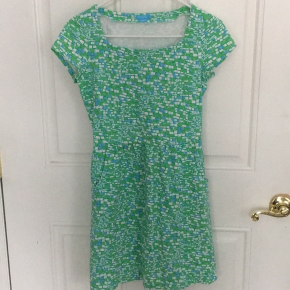 J. McLaughlin Dresses & Skirts - J.McLaughlin green dress lightly worn